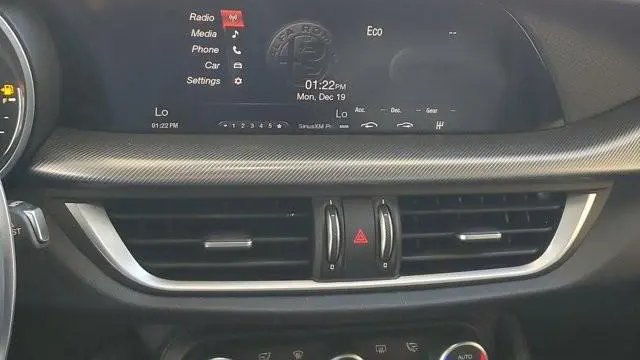 2018 Alfa Romeo Stelvio Ti Sport