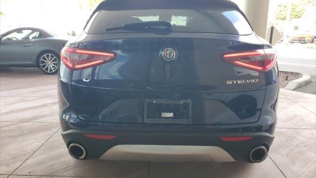 2018 Alfa Romeo Stelvio Ti Sport