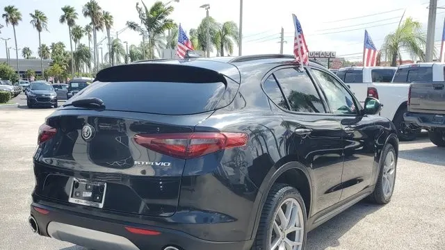 2018 Alfa Romeo Stelvio Ti Sport