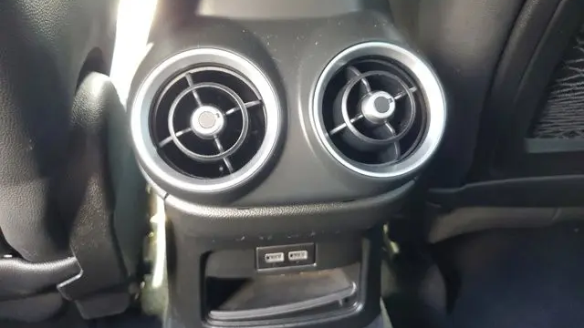 2018 Alfa Romeo Stelvio Ti Sport