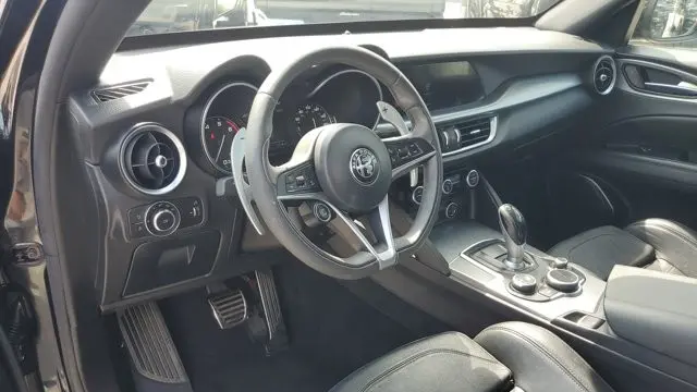 2018 Alfa Romeo Stelvio Ti Sport