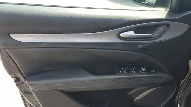2018 Alfa Romeo Stelvio Ti Sport