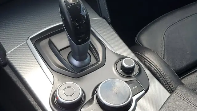 2018 Alfa Romeo Stelvio Ti Sport