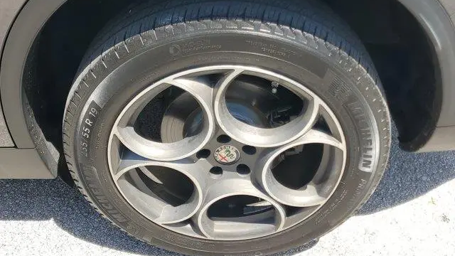 2018 Alfa Romeo Stelvio Sport