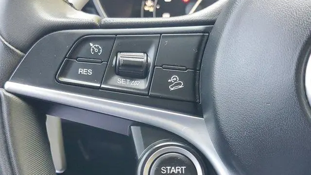 2018 Alfa Romeo Stelvio Sport