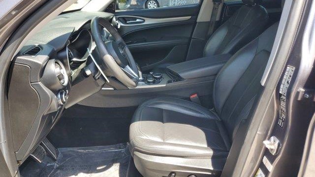 2018 Alfa Romeo Stelvio Sport