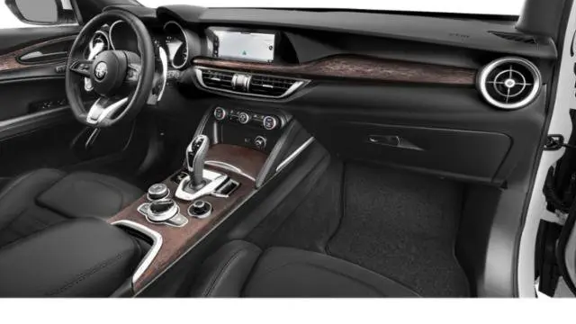 2023 Alfa Romeo Stelvio Sprint