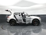2020 Stelvio Thumbnail 4