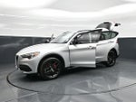 2020 Stelvio Thumbnail 27