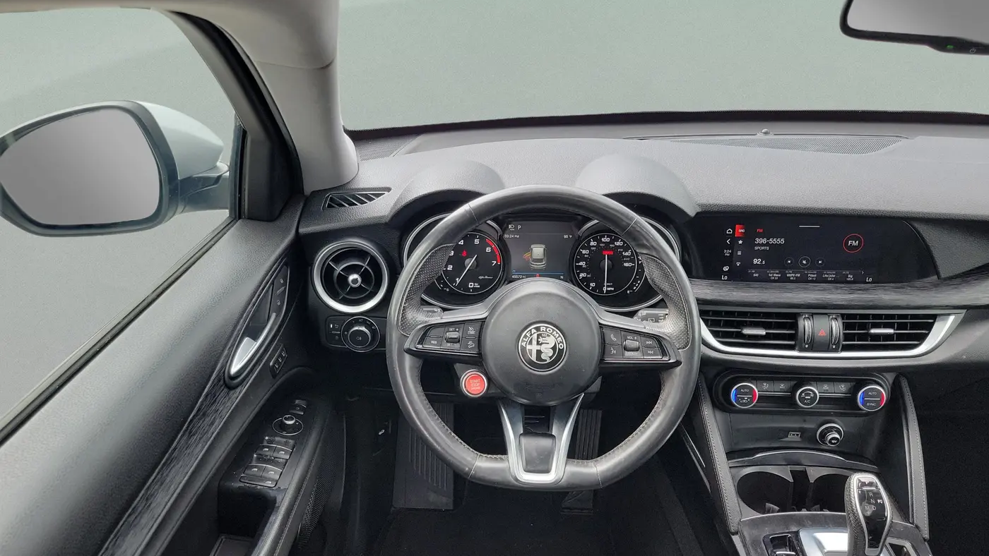 2020 Alfa Romeo Stelvio Base