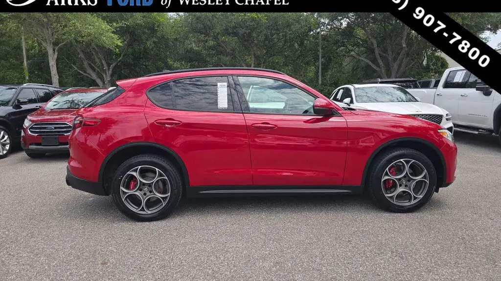2023 Alfa Romeo Stelvio Sprint