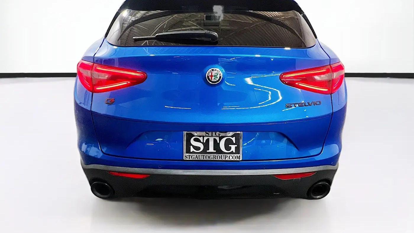 2020 Alfa Romeo Stelvio Base