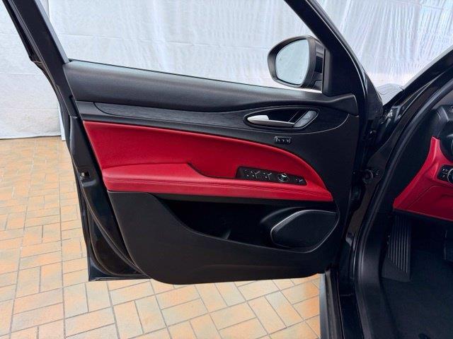 2021 Alfa Romeo Stelvio - $18,500
