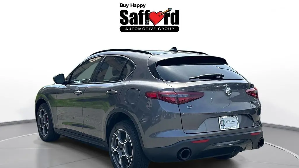 2023 Alfa Romeo Stelvio Sprint