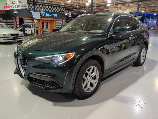 2019 Alfa Romeo Stelvio - $19,000