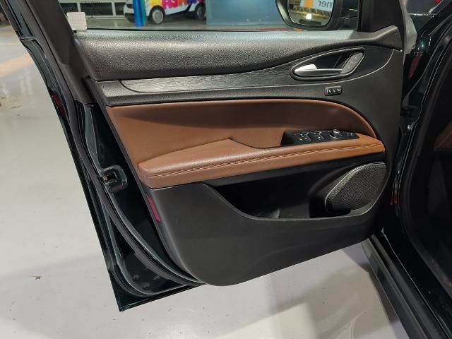 2019 Alfa Romeo Stelvio - $19,000