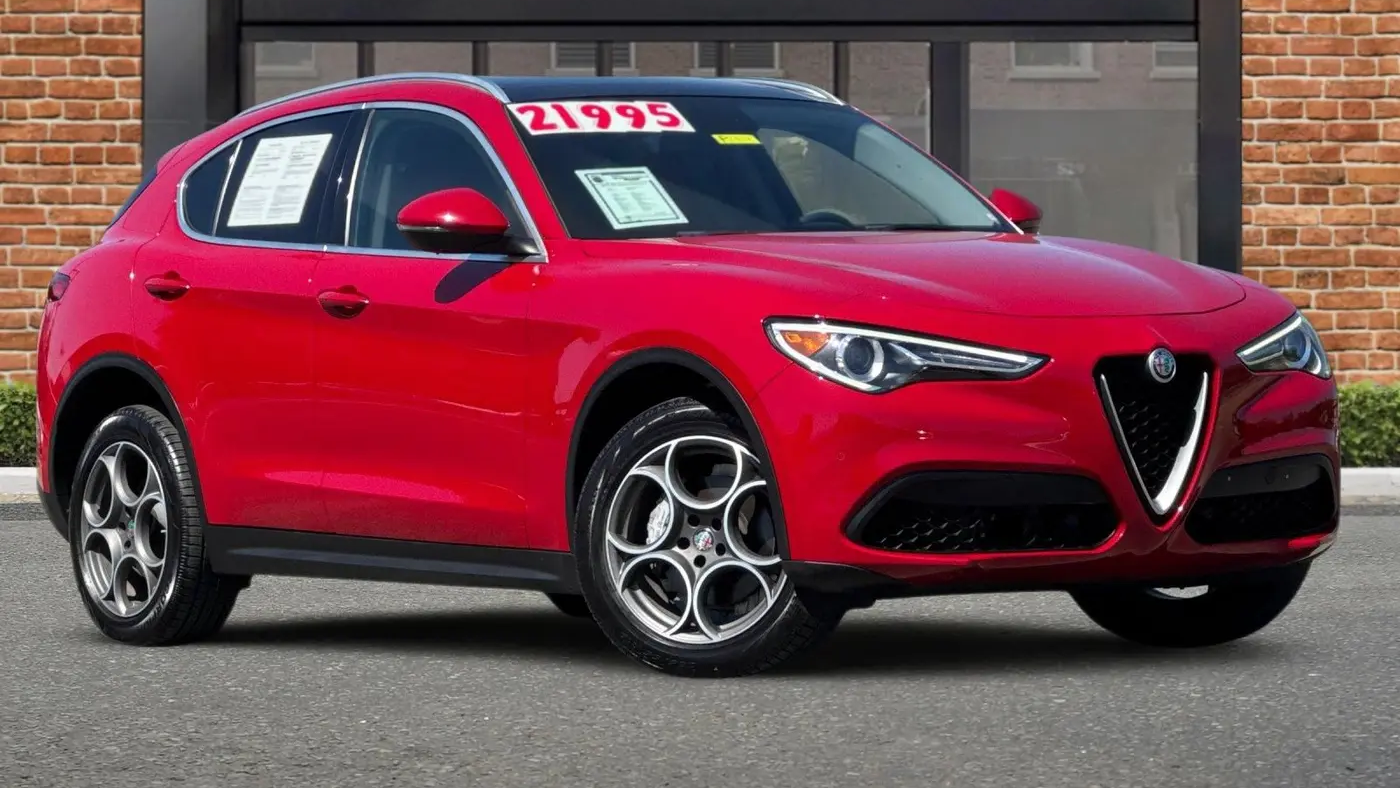 2019 Alfa Romeo Stelvio Ti Sport Carbon