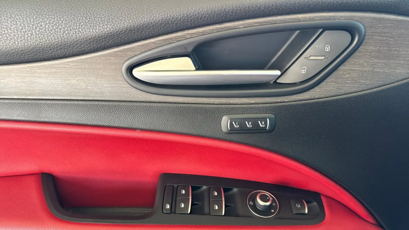 2019 Alfa Romeo Stelvio Ti Sport Carbon