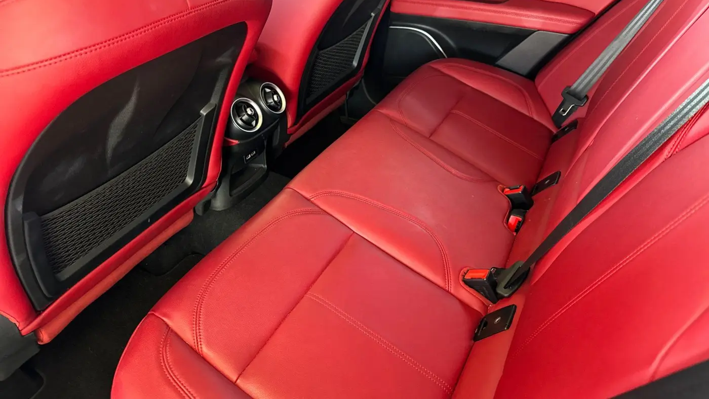 2019 Alfa Romeo Stelvio Ti Sport Carbon