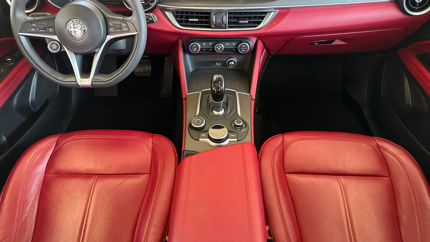 2019 Alfa Romeo Stelvio Ti Sport Carbon