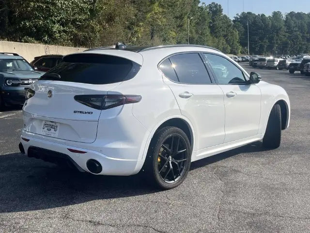 2021 Alfa Romeo Stelvio - $14,994