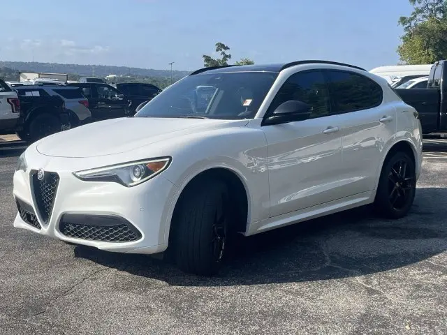 2021 Alfa Romeo Stelvio - $14,994