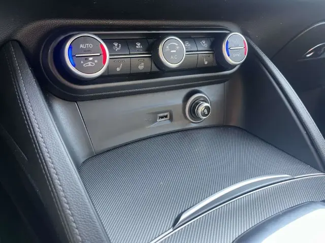 2021 Alfa Romeo Stelvio - $14,994