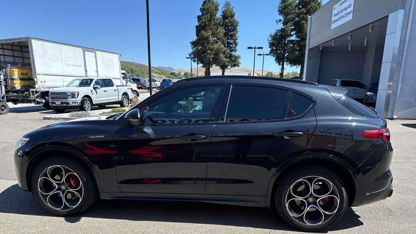 2023 Alfa Romeo Stelvio Ti Lusso