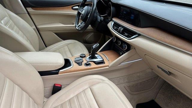 2020 Alfa Romeo Stelvio Ti