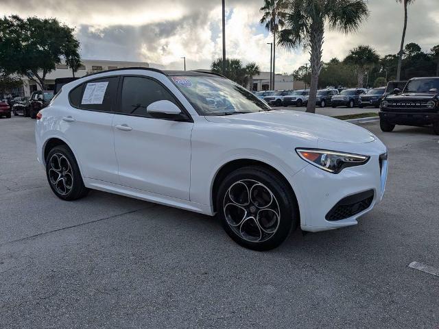 2021 Alfa Romeo Stelvio Ti — photo 1 of 12