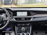 2022 Stelvio Thumbnail 25