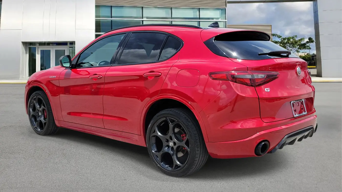 2022 Alfa Romeo Stelvio Veloce