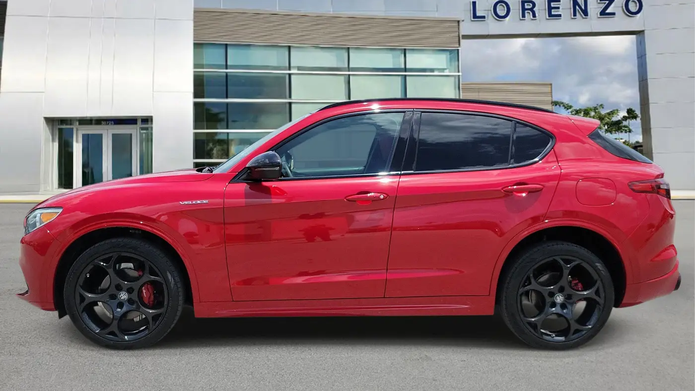 2022 Alfa Romeo Stelvio Veloce