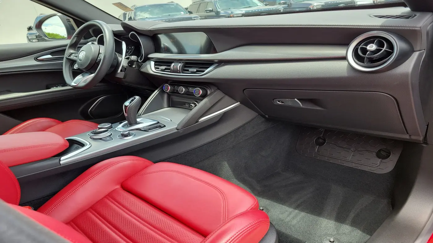 2022 Alfa Romeo Stelvio - $26,480