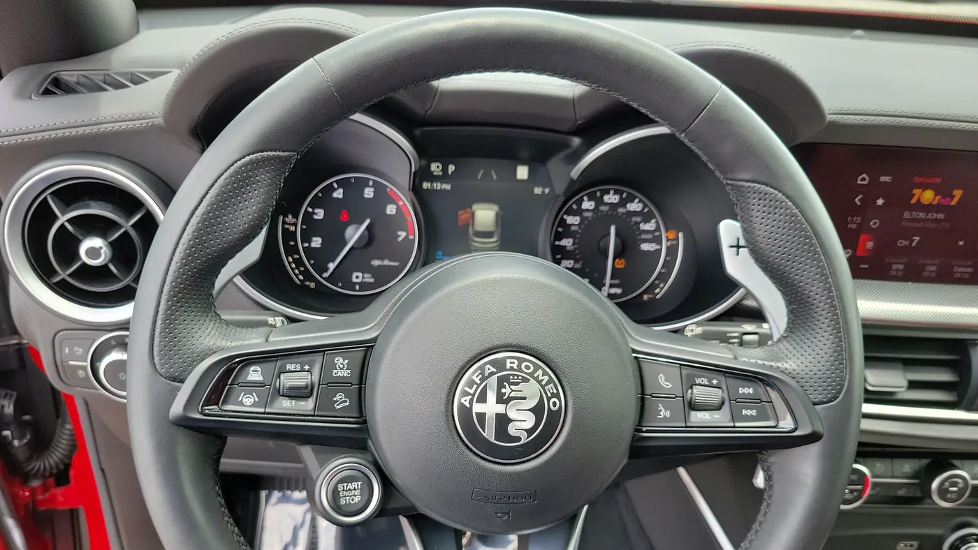2022 Alfa Romeo Stelvio Veloce