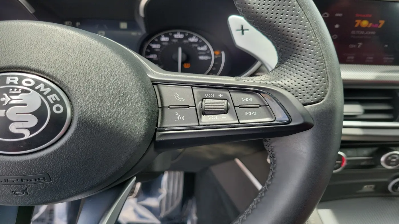 2022 Alfa Romeo Stelvio - $26,480