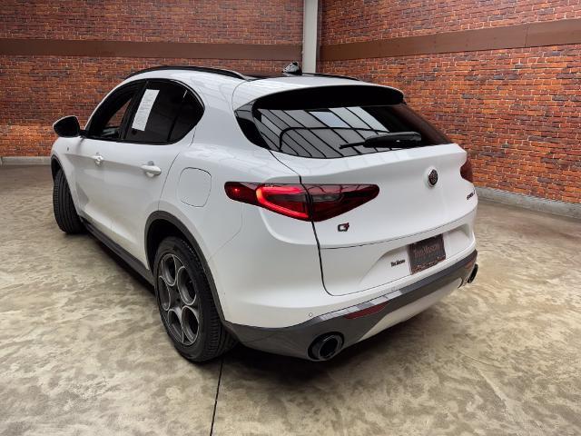2023 Alfa Romeo Stelvio - $22,510