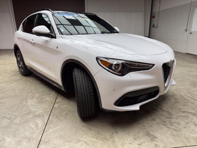 2023 Alfa Romeo Stelvio - $22,510