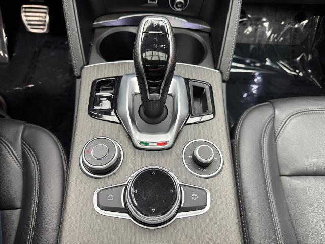 2023 Alfa Romeo Stelvio - $22,510