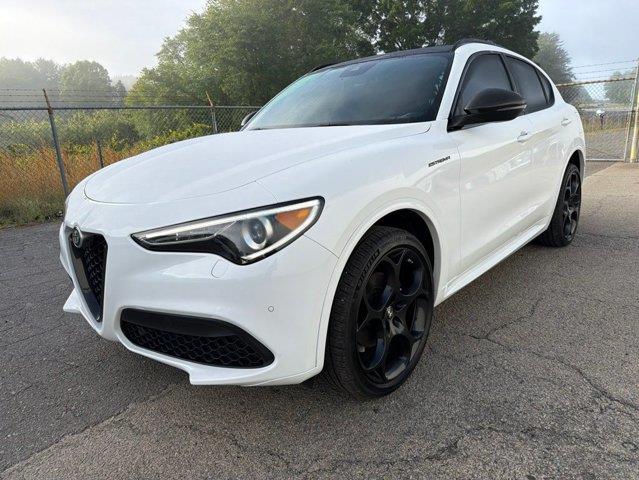 2023 Alfa Romeo Stelvio - $23,264