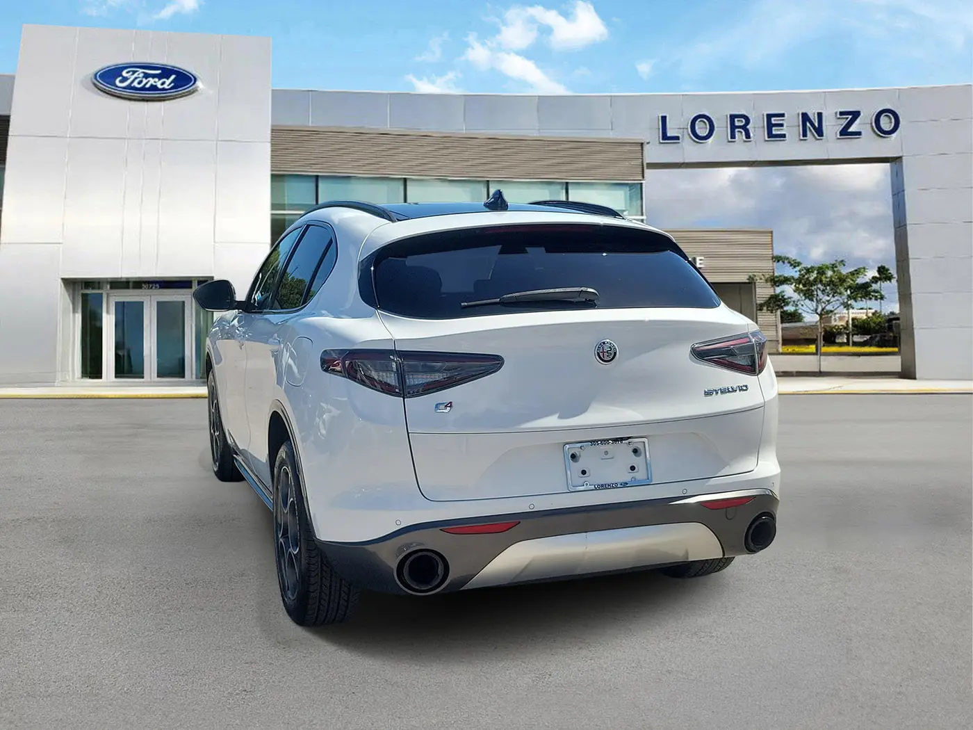 2024 Alfa Romeo Stelvio - $25,990