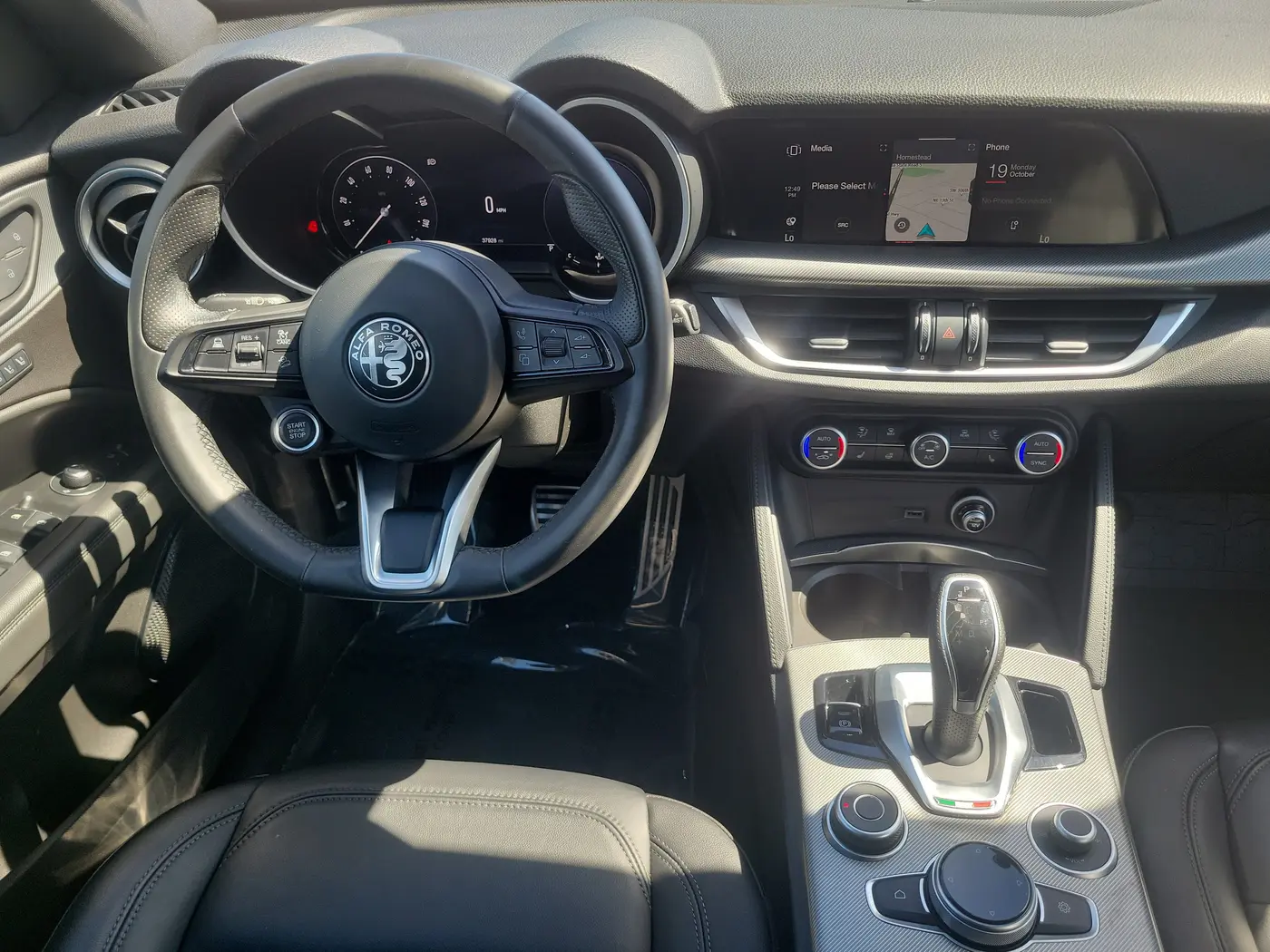 2024 Alfa Romeo Stelvio - $25,990