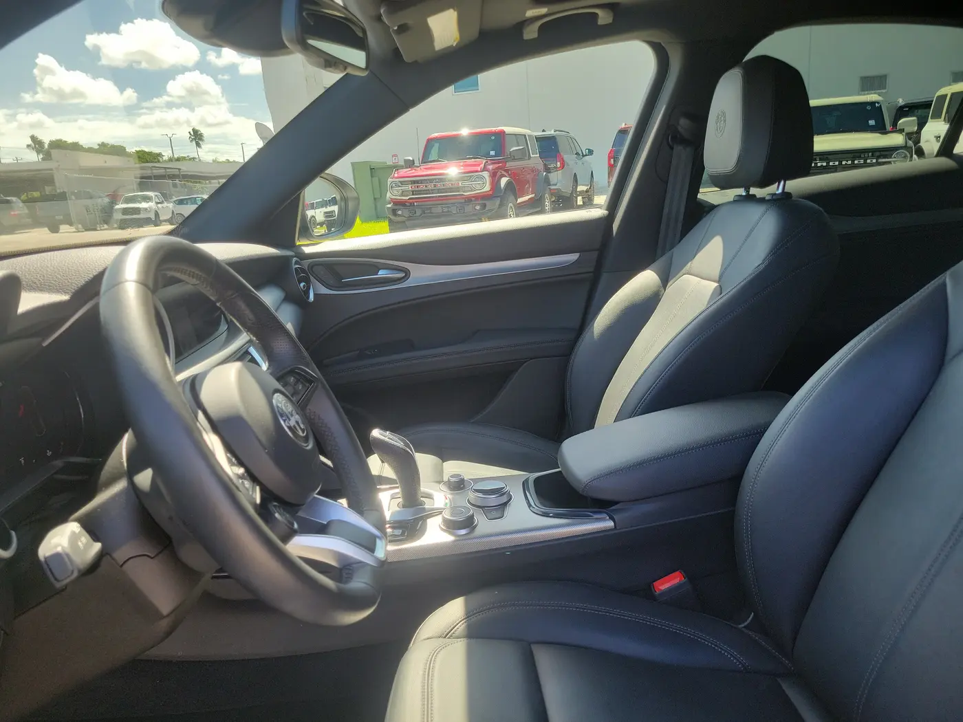 2024 Alfa Romeo Stelvio - $25,990