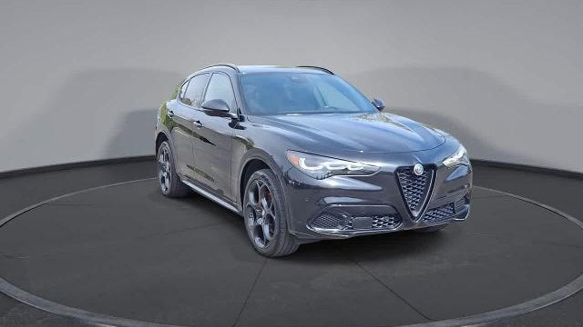 2024 Alfa Romeo Stelvio Ti
