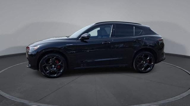 2024 Alfa Romeo Stelvio Ti