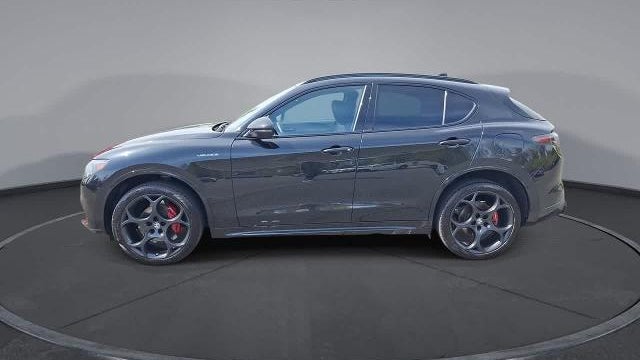 2024 Alfa Romeo Stelvio Ti