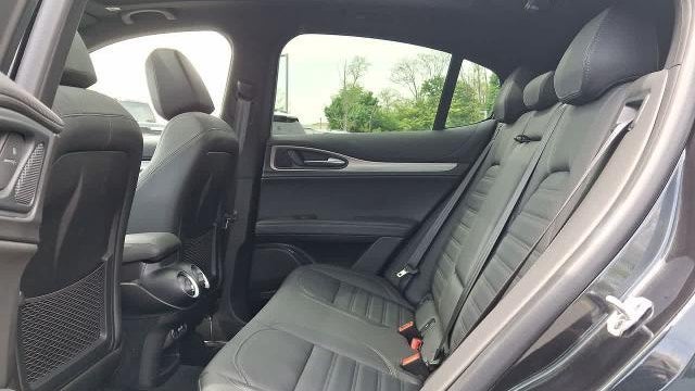 2024 Alfa Romeo Stelvio Ti