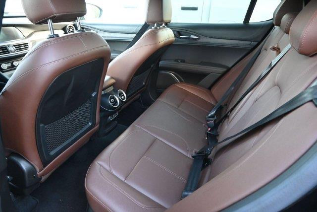 2023 Alfa Romeo Stelvio - $25,941