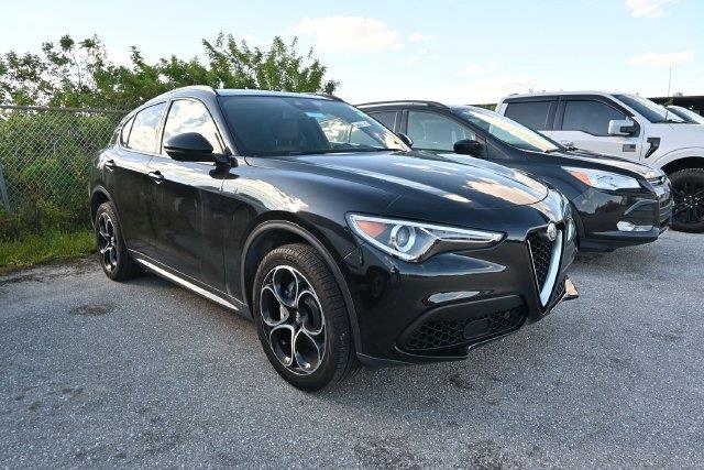 2023 Alfa Romeo Stelvio - $25,941
