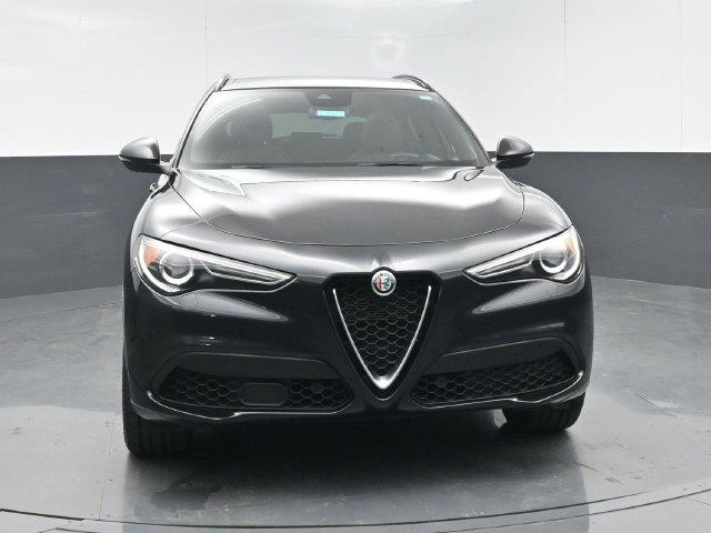 2023 Alfa Romeo Stelvio - $25,941